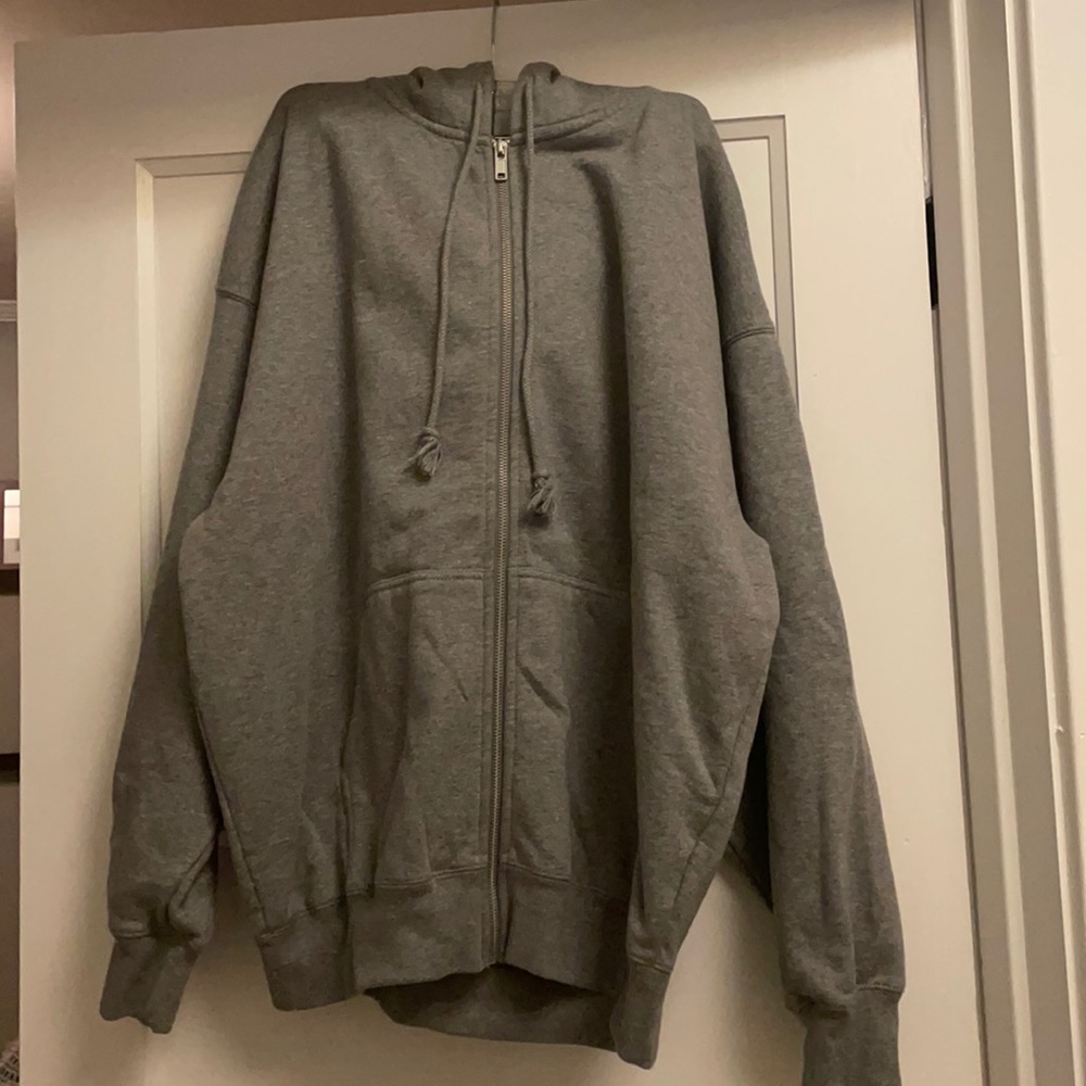 Brandy Melville Zip Up